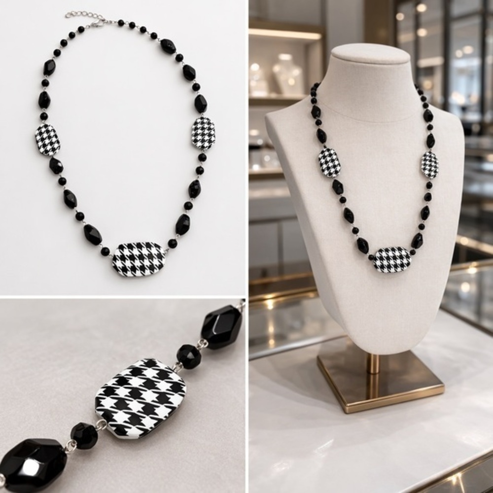 🖤 Black & White Houndstooth Statement Necklacep 🖤